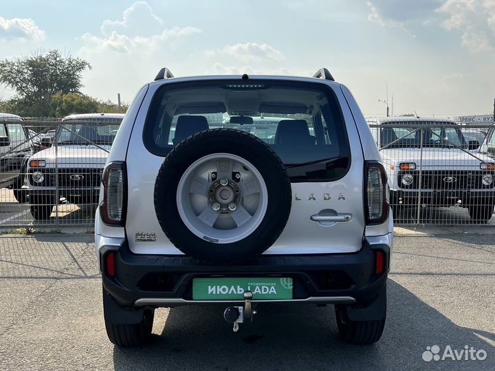 ВАЗ Niva Travel 1.7 МТ, 2022, 20 500 км