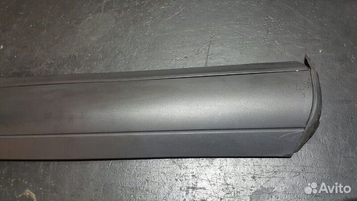 Молдинг двери задний правый Porsche Cayenne 957