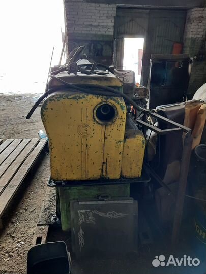 Токарный станок