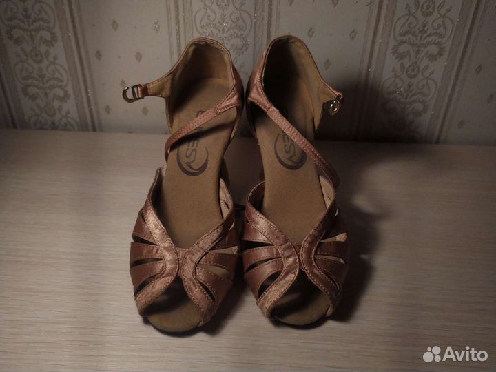 Туфли танцевальные для девочки