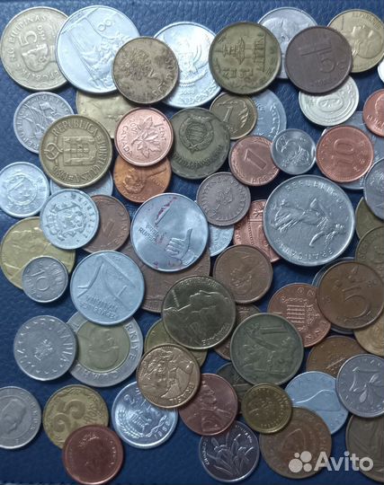 Набор иностранных монет, 151 штука без повторов