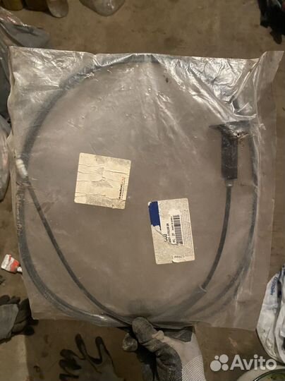 Трос открытия лючка бензабака Santa Fe