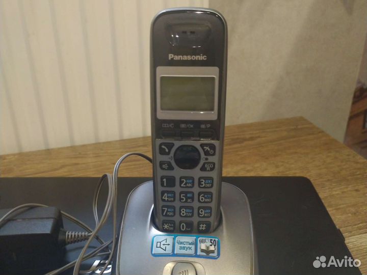 Стационарный телефон Panasonic трубка