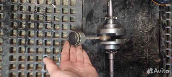 Поршневая на скутер 50 кубов с коленвалом