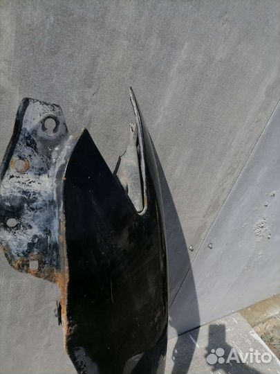 Переднее левое крыло Toyota Camry 40