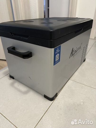 Холодильник для авто компресионый