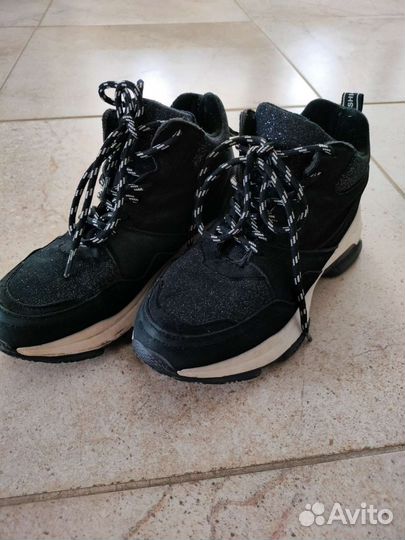 Куртка костюм кроссовки кроссовки кроссовки