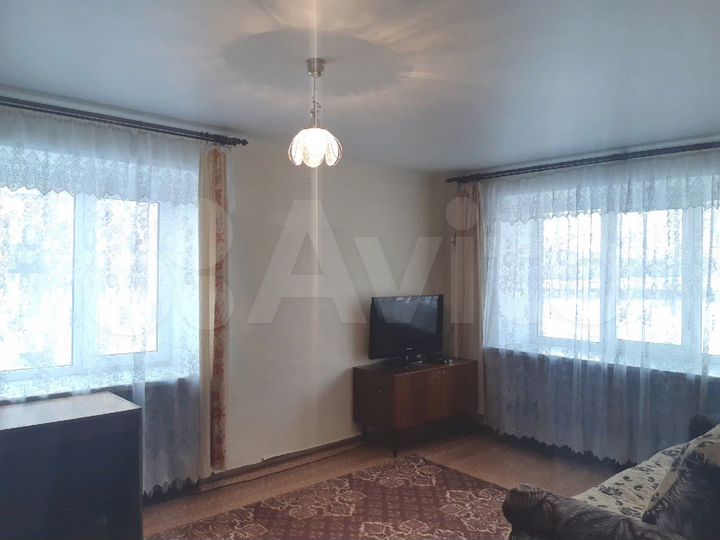 1-к. квартира, 33 м², 1/4 эт.