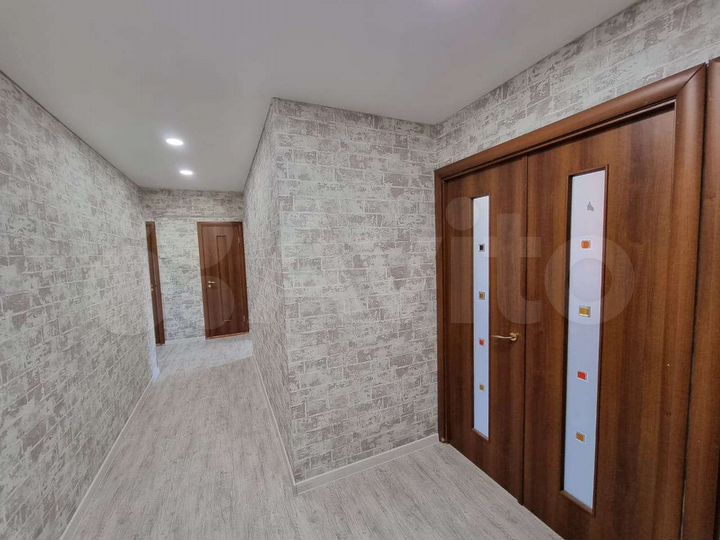 3-к. квартира, 70 м², 3/9 эт.