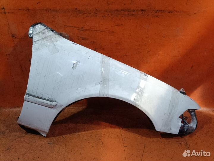 Крыло переднее Toyota Mark ii GX100 (Правое)