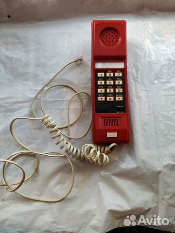 Телефон кнопочный с соединительным кабелем