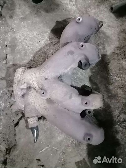 Коллектор выпускной Nissan CD20