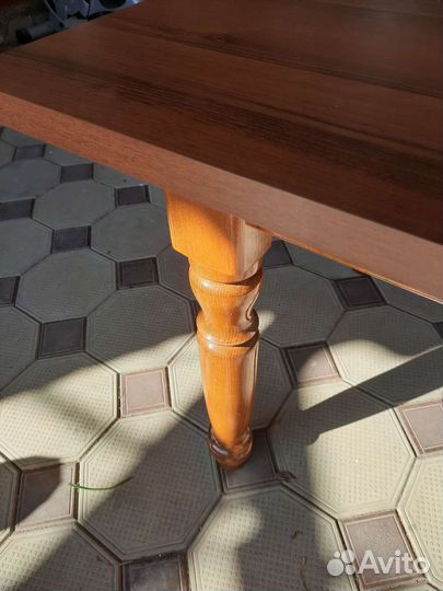 Кухонный стол бу