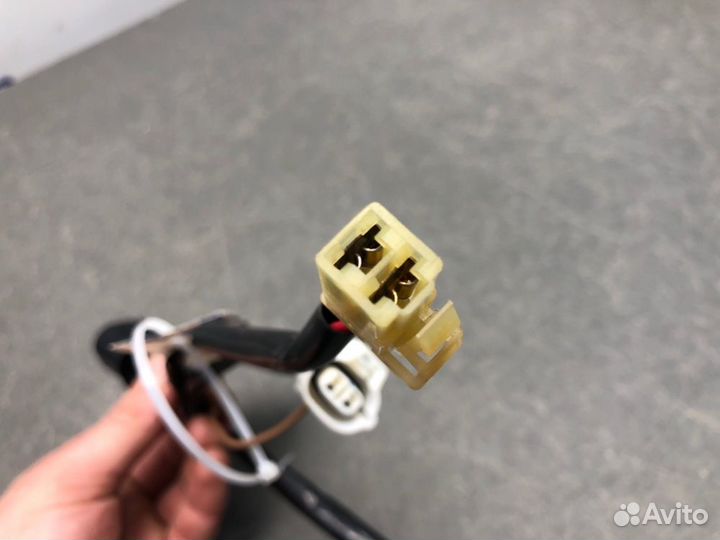 Проводка фары Mitsubishi Lancer Cedia CS2 4G15
