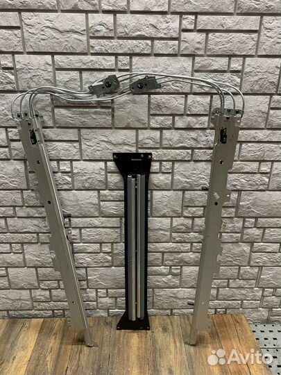 Mercedes Benz W166 GL Направляющая люка