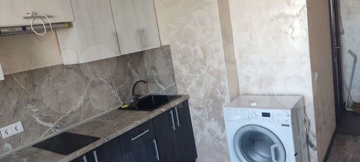 2-к. квартира, 46 м², 3/3 эт.