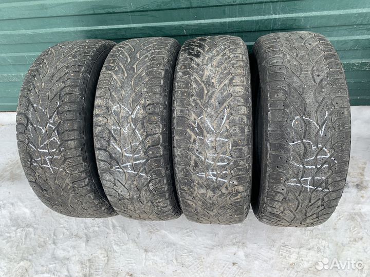 Matador MP 50 Sibir Ice SUV 215/65 R16 98T