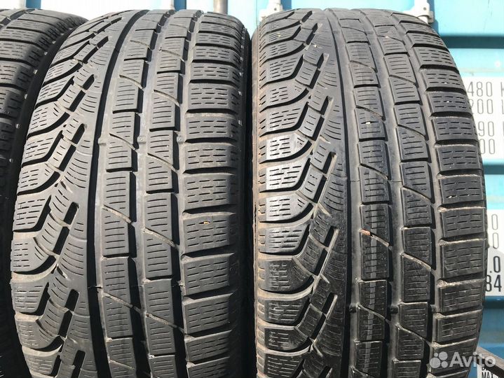 Pirelli Winter Sottozero 240 Serie II 235/45 R18 98V