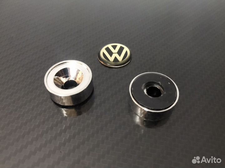 Крепление номера VW хром комплект