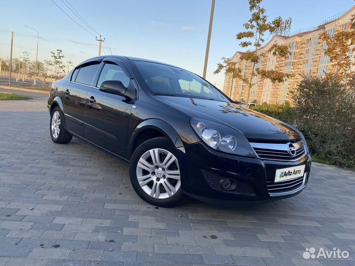 Opel Astra 1.8 AT, 2010, 275 000 км