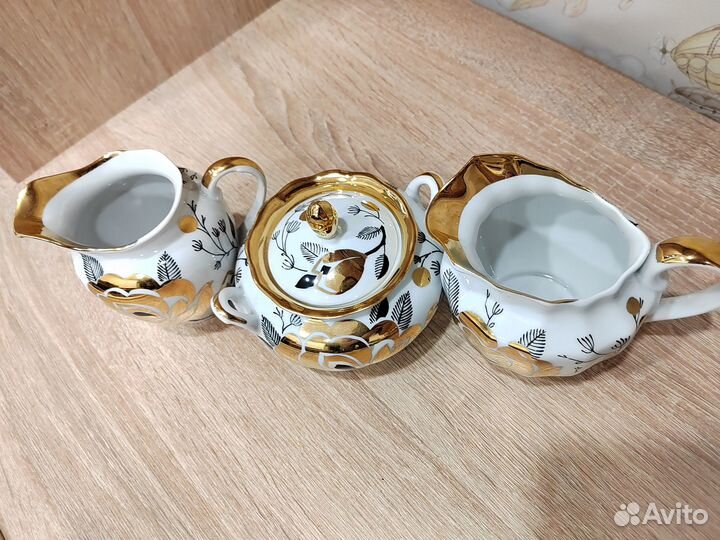 Чайный и кофейный сервизы 