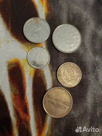 Монеты из Израиля и жетоны метро