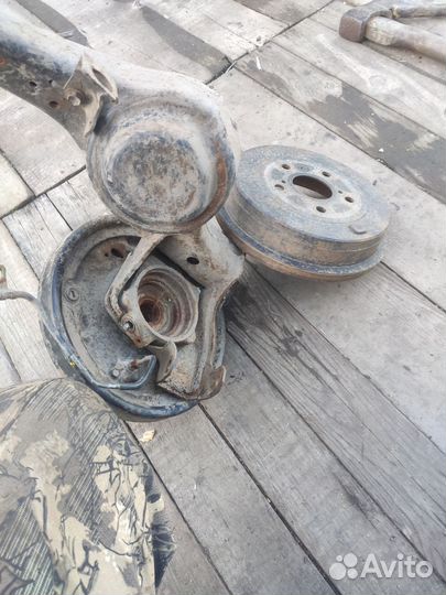 Ступица задняя правая Тойота рав 4