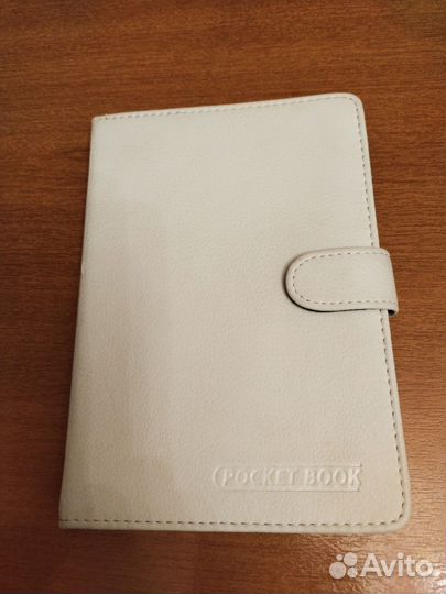 Электронная книга PocketBook 611 с чехлом