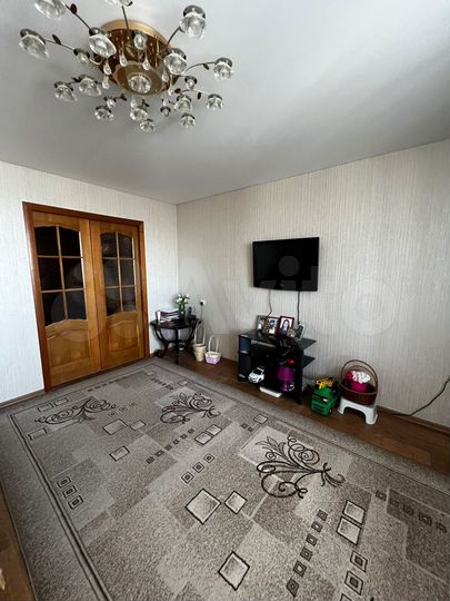 4-к. квартира, 74 м², 9/9 эт.