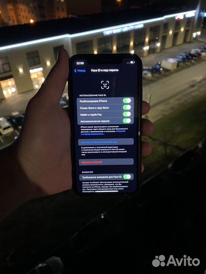 iPhone Xr, 64 ГБ