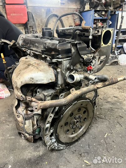 Двигатель Nissan qr20de