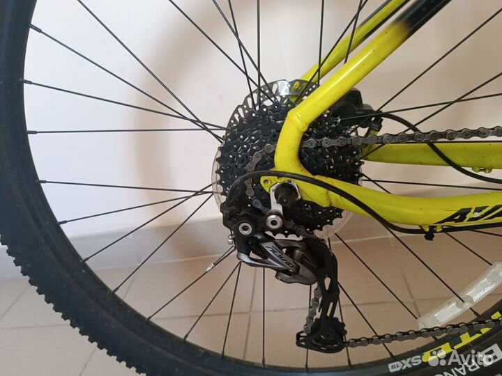 Велосипед горный GT avalanche 29 sport