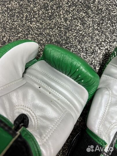 Боксерские перчатки Twins special