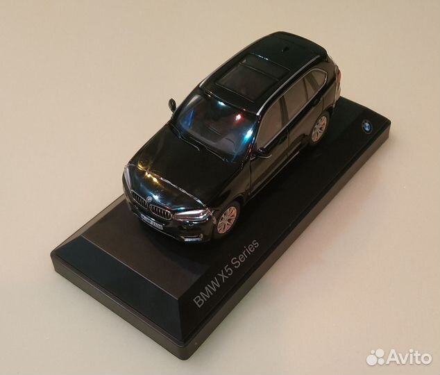 BMW X5 F15 Sapphire Black