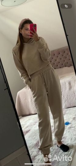 Костюм женский спортивный