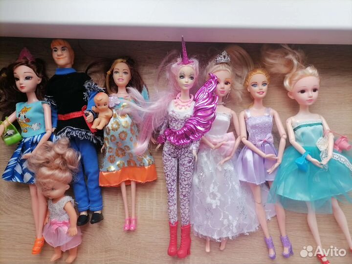 Куклы барби с одеждой и аксессуарами
