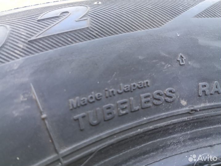 Bridgestone Blizzak Revo2 175/65 R14