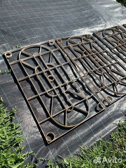 Решетки на окна металлические