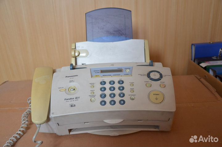 Факс Panasonic UF-E1-YR