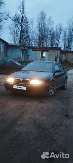 Skoda Octavia 1.8 МТ, 1997, 180 000 км