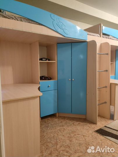 Кровать детская двухъярусная