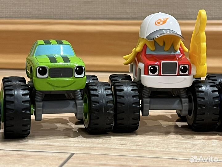 Вспыш и чудо машинки