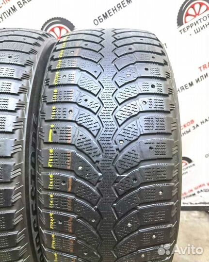 Bridgestone Blizzak Spike-01 215/55 R17