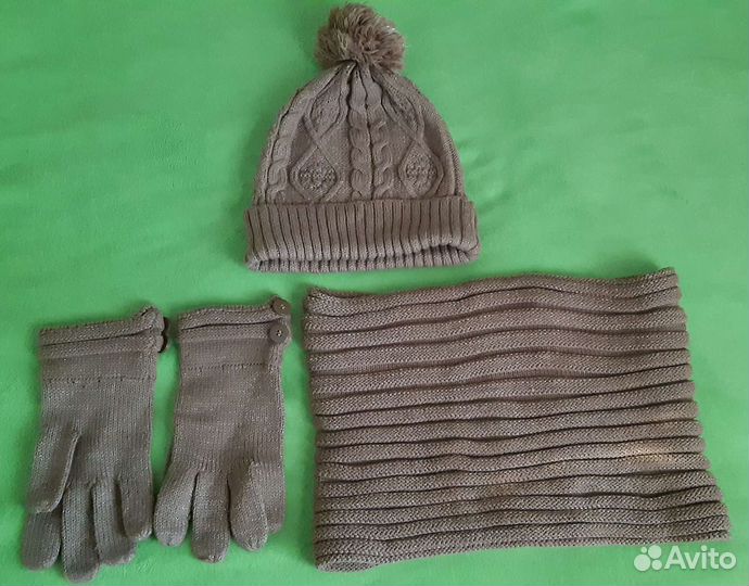 Комплект шапка, шарф и варежки, шапка, снуд, перча