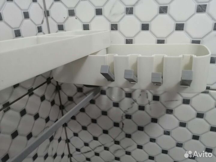 Полка настенная навесная