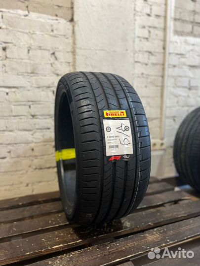 Pirelli P Zero 255/35 R19 96Y