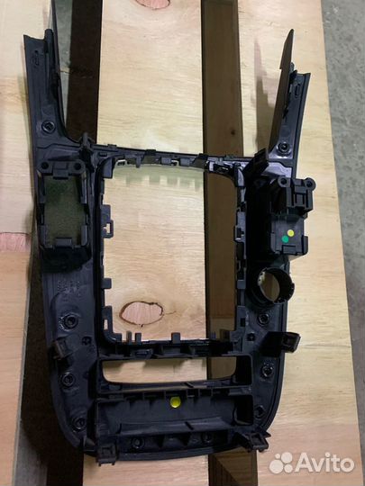 Накладка кпп Audi A4, A5