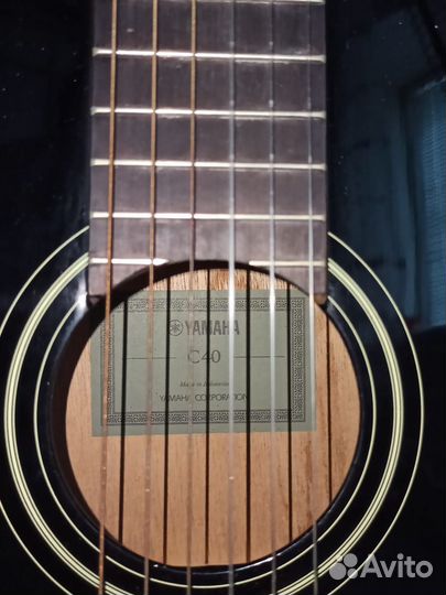 Классическая гитара yamaha c40