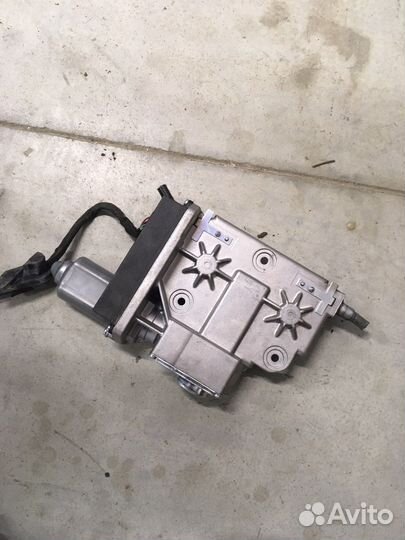 Блок моторчик ручника бмв е65 е66