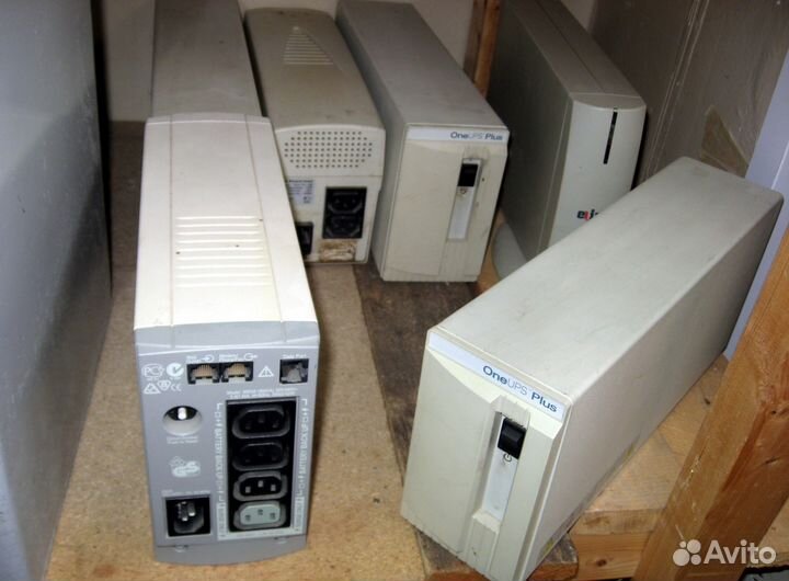 Источники бесперебойного питания б/у